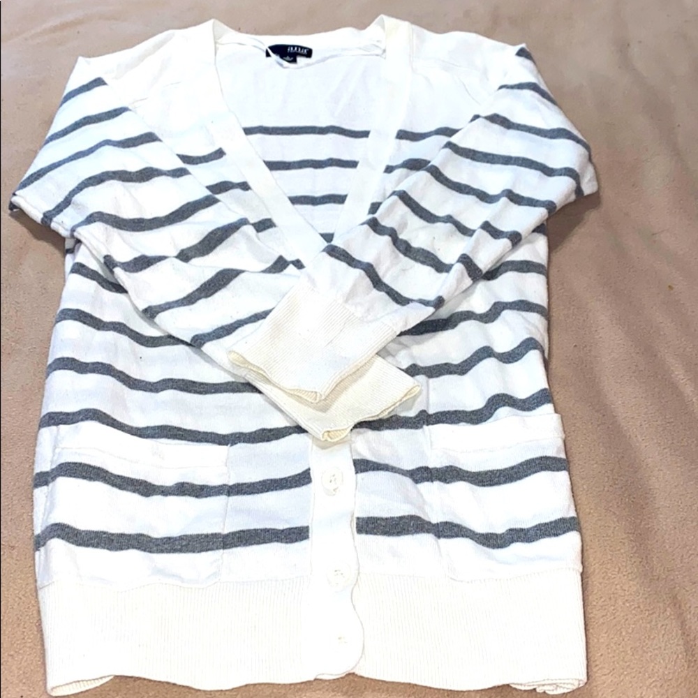 Ana sweater, gently used size L
